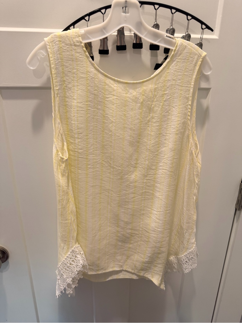 Zac & Rachel Large Butter Yellow Crochet Lace Sleeveless Tunic Blouse